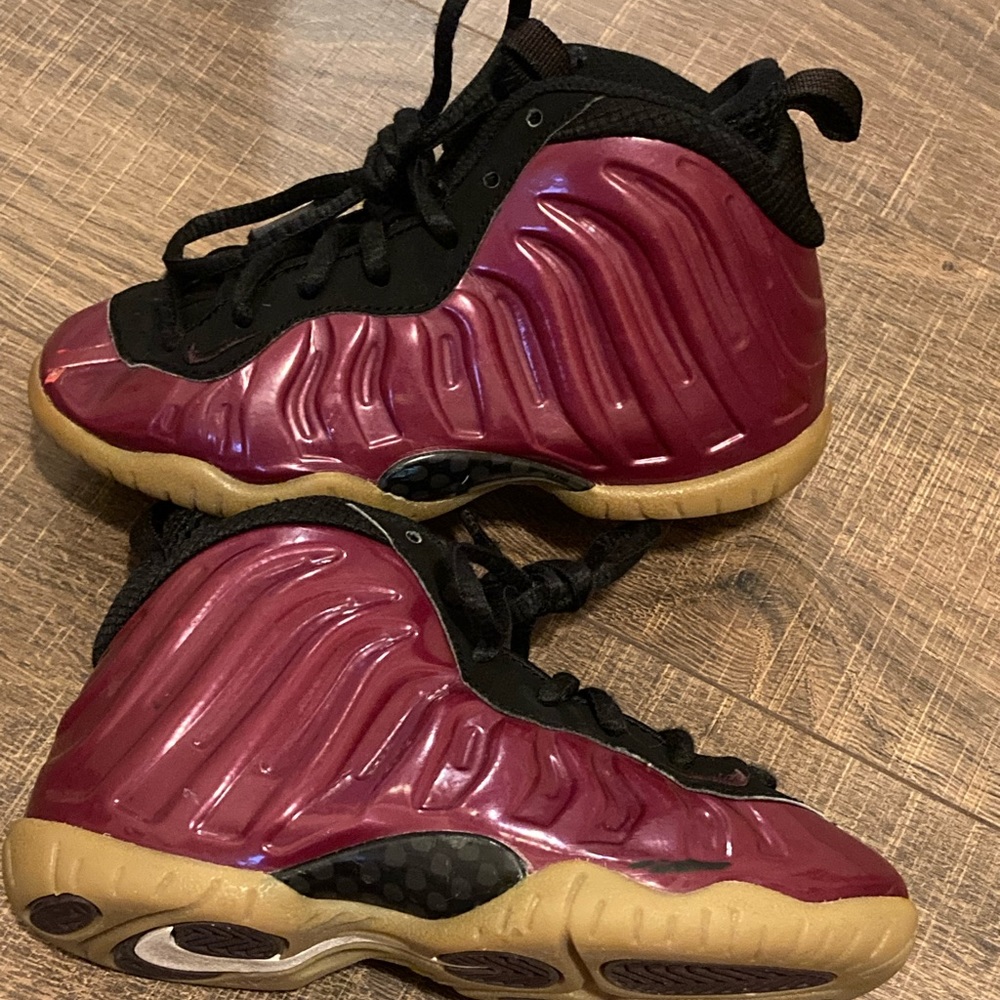 Nike Foamposite Night Maroon Black Shoes Boys 11C